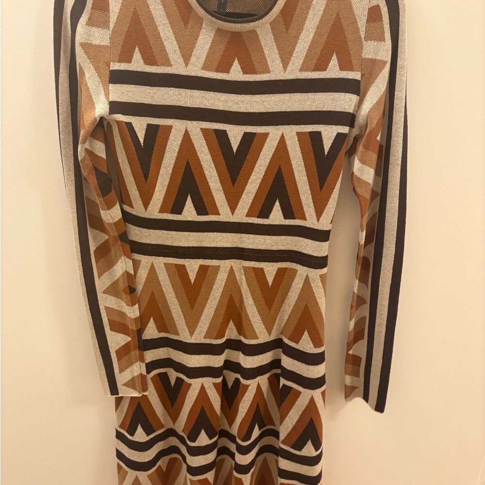 BCBGMaxAzria Geometric Long Sleeve Dress - Tan and Black